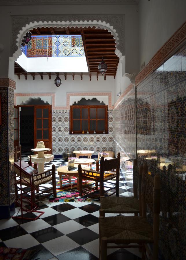 Mosaic Albergue *